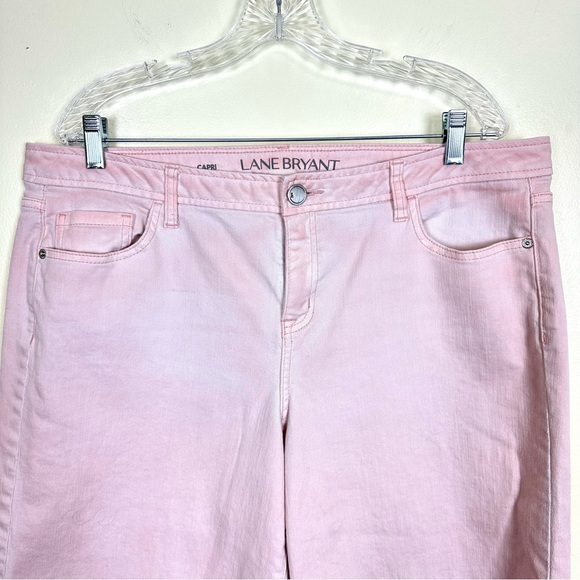 LANE BRYANT Pale Pink Denim Wide Leg Capri Pants with Released Raw Hem, Size 16 - Picture 2 of 10